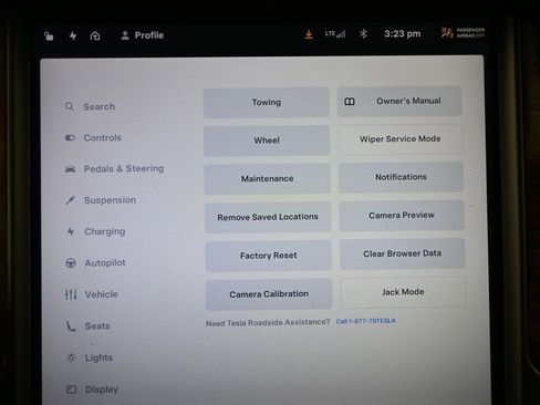 Used 2021 Tesla Model X Long Range image 33