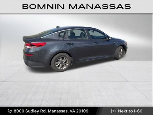 Used 2019 Kia Optima LX image 2