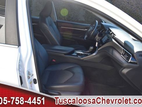 Used 2019 Toyota Camry SE image 21
