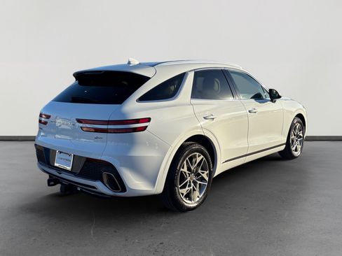 Used 2024 Genesis GV70 2.5T w/ Select Package image 5