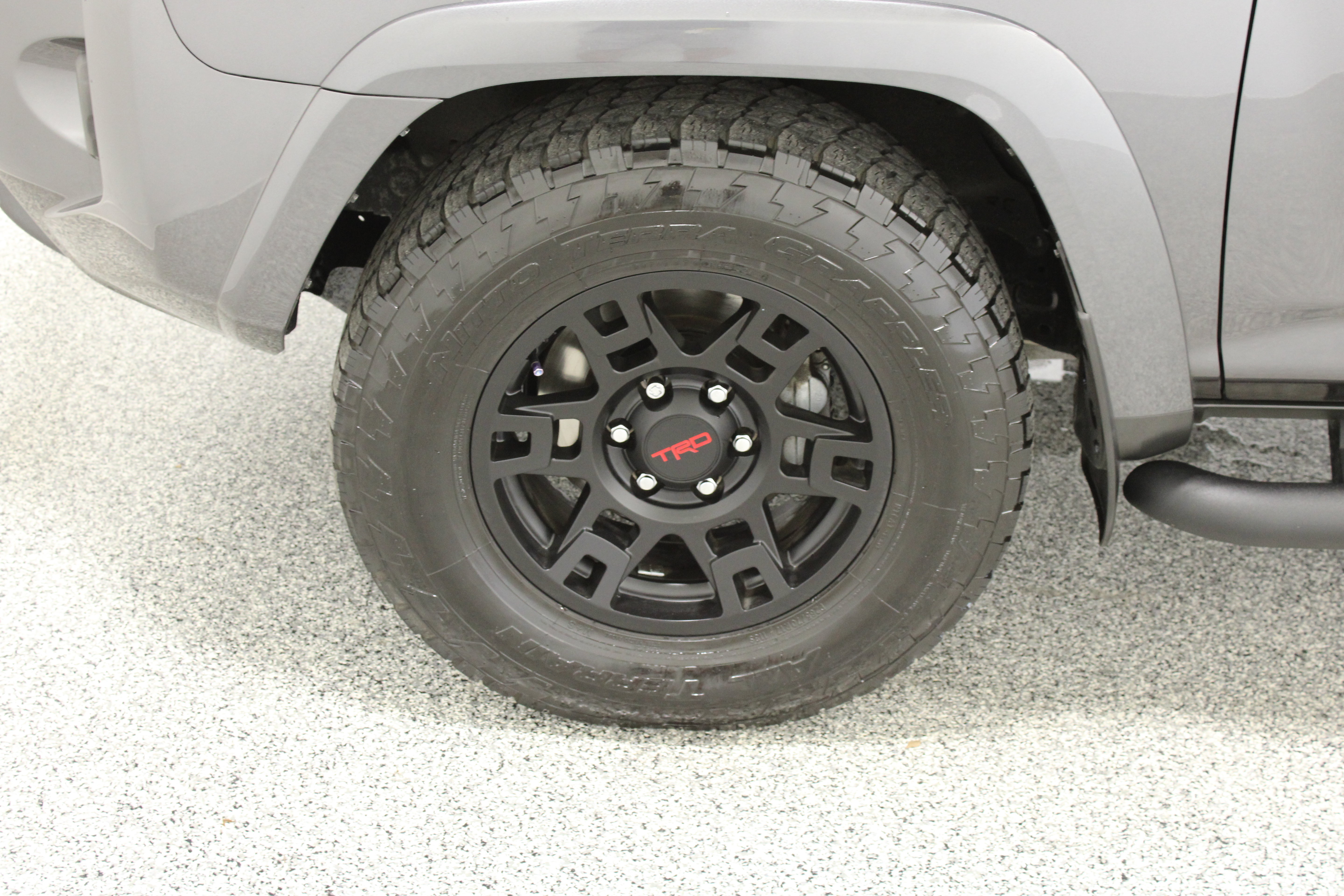 Used 2023 Toyota 4Runner SR5 Premium w/ Moonroof Package RWD image 11