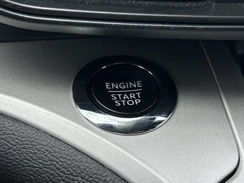 Certified 2024 Ford Explorer XLT AWD/4WD image 27