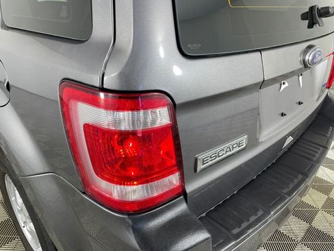 Used 2010 Ford Escape XLS FWD image 16