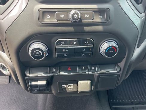 Used 2025 Chevrolet Silverado 2500 Custom AWD/4WD image 26