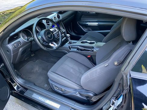 Used 2019 Ford Mustang GT w/ GT Performance Package RWD image 13
