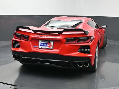 Used 2023 Chevrolet Corvette Stingray Coupe w/ Z51 Performance Package image 37