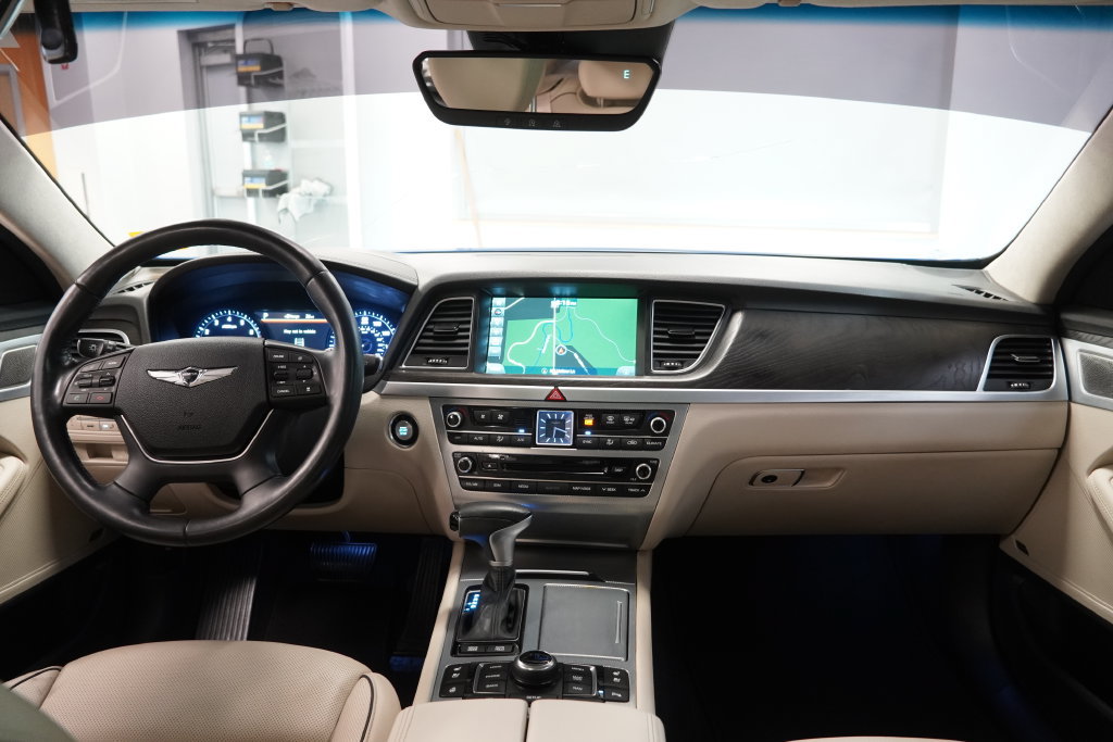 Used 2018 Genesis G80 5.0 Ultimate AWD/4WD image 20