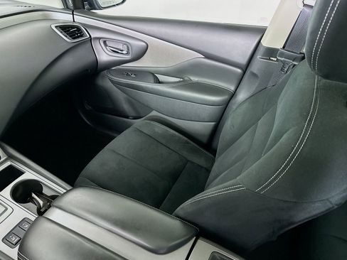 Used 2019 Nissan Murano SV image 24