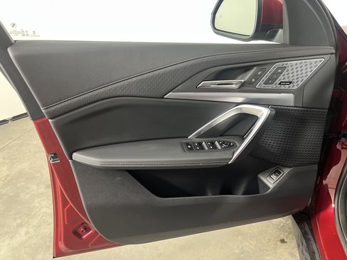 Certified 2025 BMW X2 xDrive28i w/ Convenience Package image 18