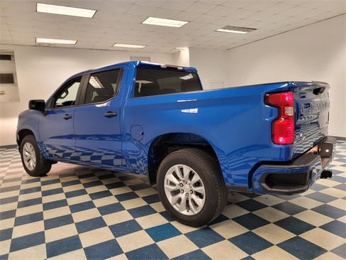 Used 2023 Chevrolet Silverado 1500 Custom image 5