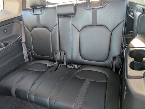 Used 2024 Honda Pilot EX-L image 8