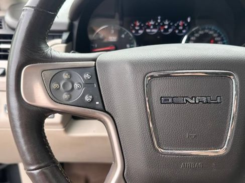 Used 2017 GMC Yukon XL Denali w/ Open Road Package AWD/4WD image 20