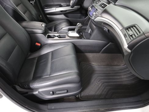 Used 2013 Honda Crosstour EX-L image 26