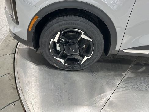 New 2026 Kia Sportage EX image 29