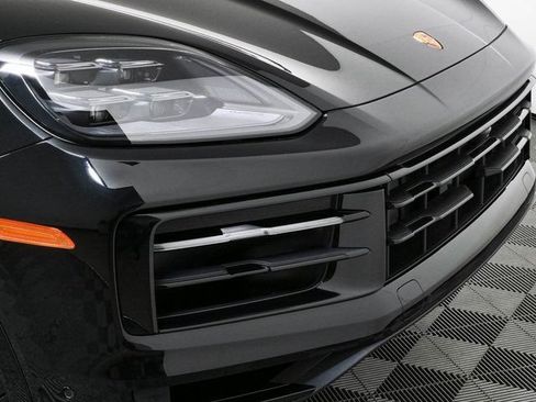 New 2026 Porsche Cayenne AWD/4WD image 37