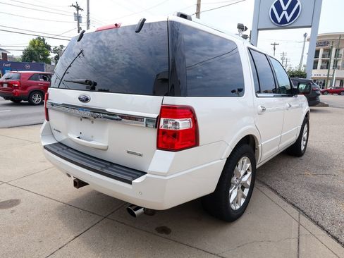 Used 2016 Ford Expedition Limited w/ Equipment Group 301A AWD/4WD image 5
