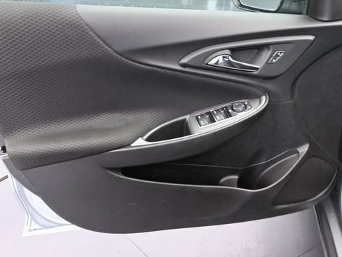Used 2025 Chevrolet Malibu LT FWD image 25