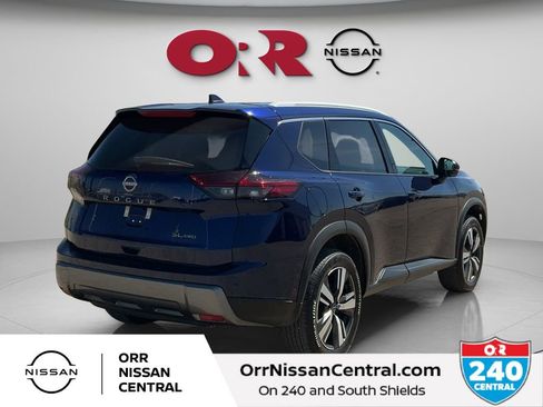 Used 2026 Nissan Rogue SL image 5