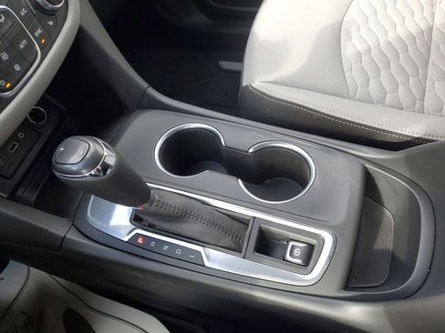 Used 2020 Chevrolet Equinox LT image 21