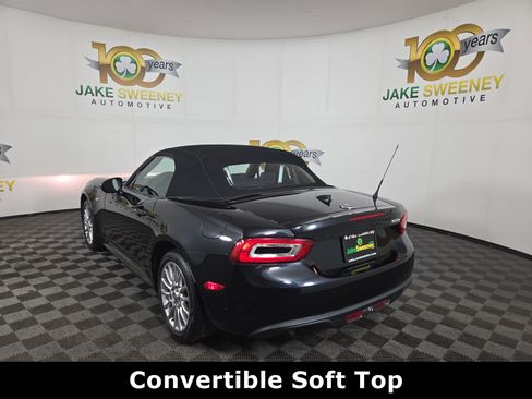 Used 2020 FIAT 124 Spider Classica w/ Technology Group image 7