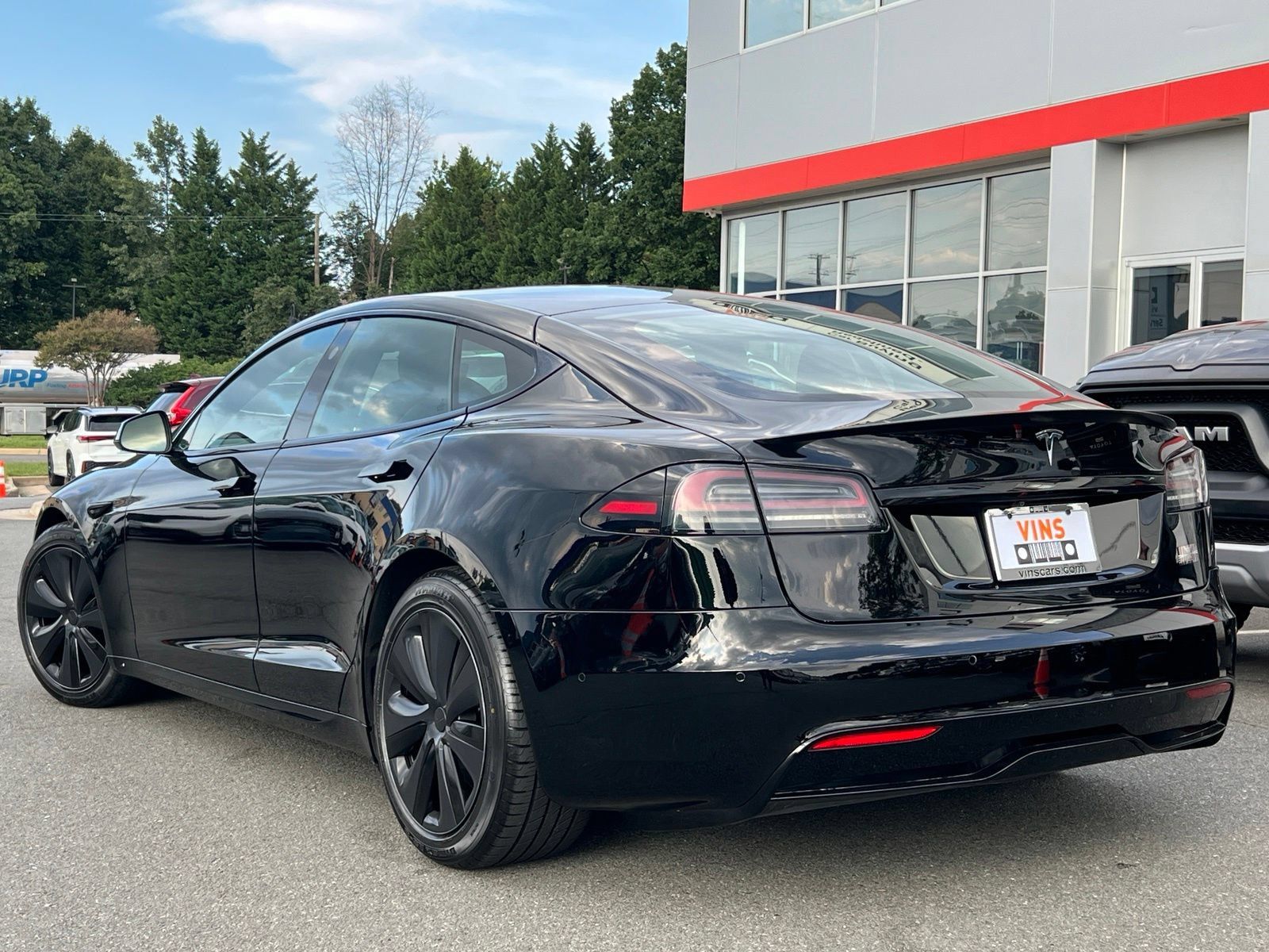 Used 2022 Tesla Model S Plaid AWD/4WD image 7