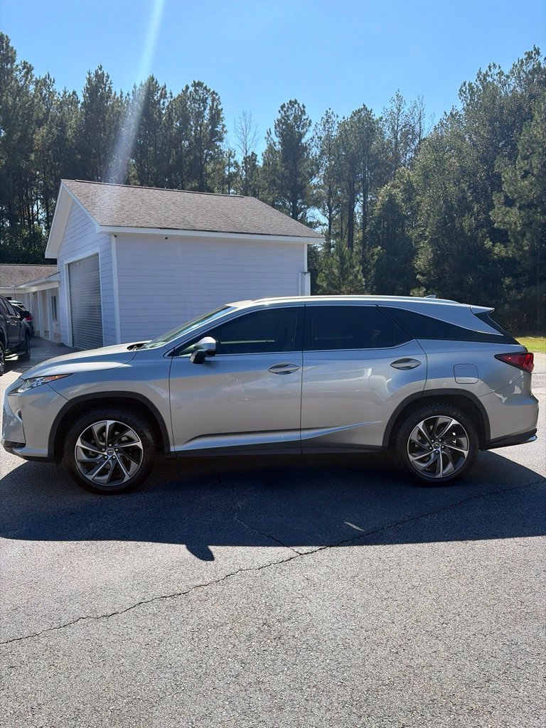 Used 2018 Lexus RX 350L Luxury w/ Accessory Package FWD image 2