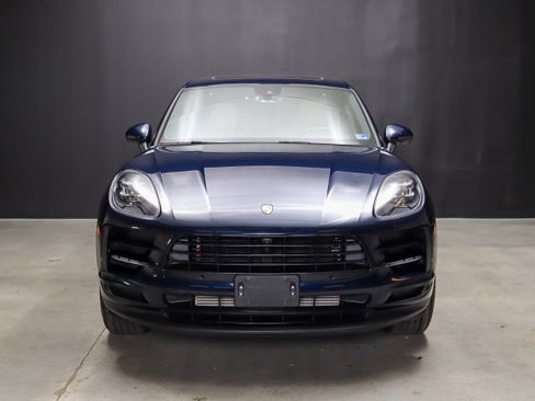 Certified 2020 Porsche Macan AWD/4WD image 5