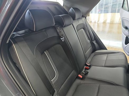 New 2026 Hyundai Venue SEL FWD image 11