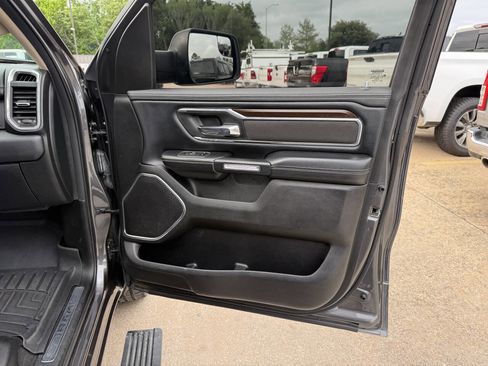 Used 2021 RAM 1500 Laramie w/ Laramie Southwest Edition RWD image 11