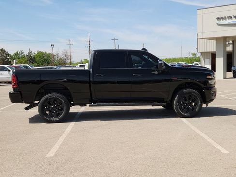 New 2026 RAM 2500 Tradesman AWD/4WD image 5