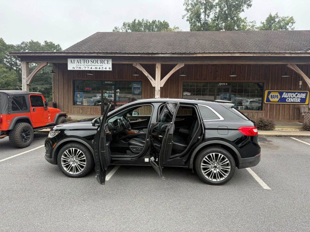 Used 2016 Lincoln MKX Reserve AWD/4WD image 9