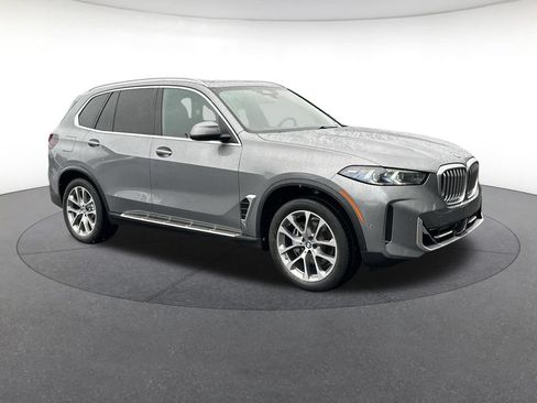 Used 2025 BMW X5 xDrive40i AWD/4WD image 8
