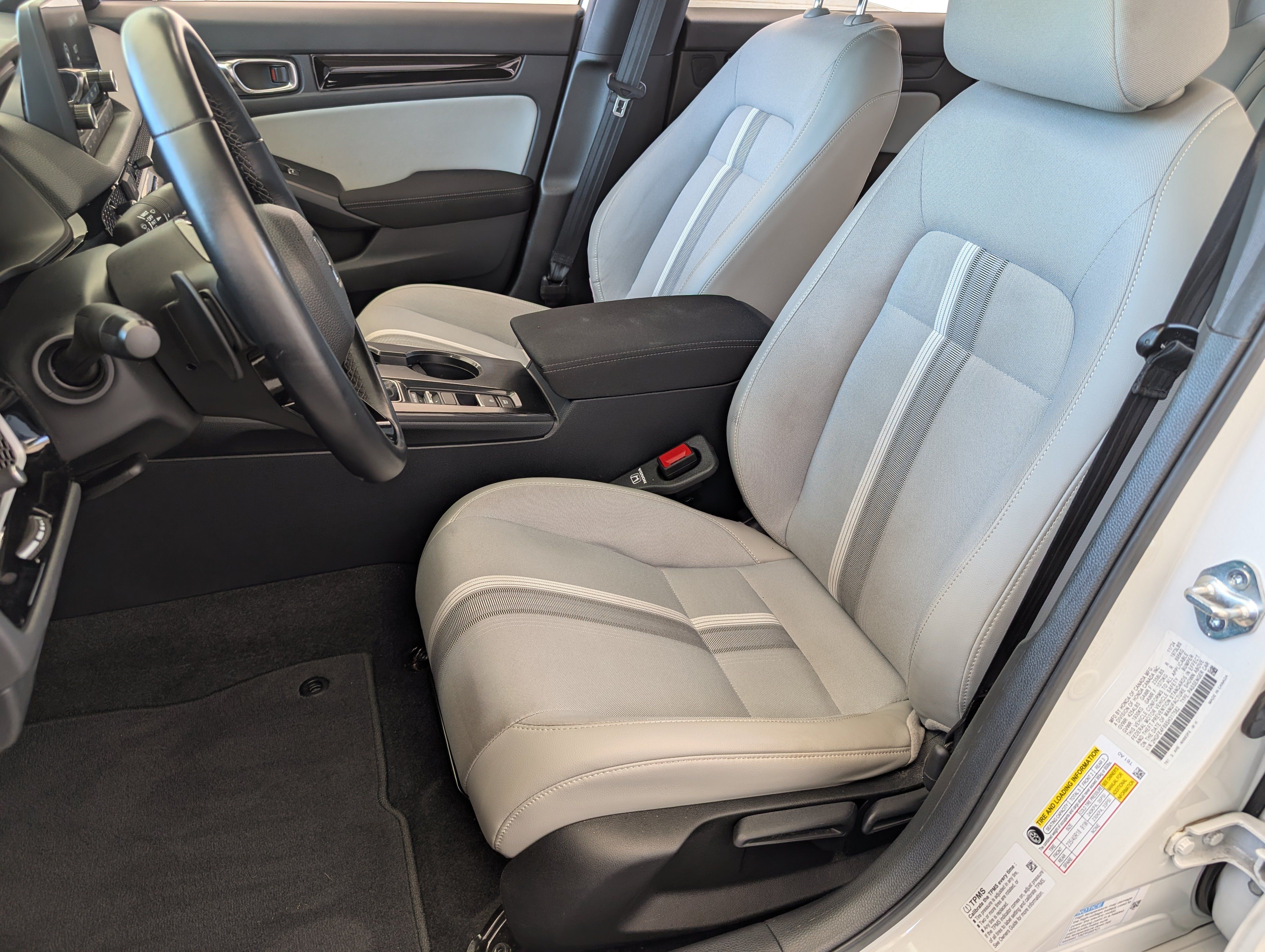 Used 2025 Honda Civic Sport image 16