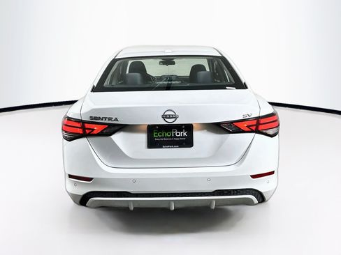 Used 2024 Nissan Sentra SV FWD image 7