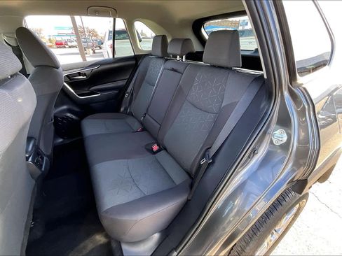 Used 2024 Toyota RAV4 XLE image 19