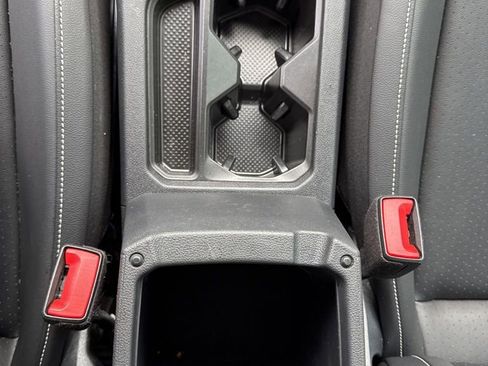 Used 2023 Volkswagen Tiguan SE image 27