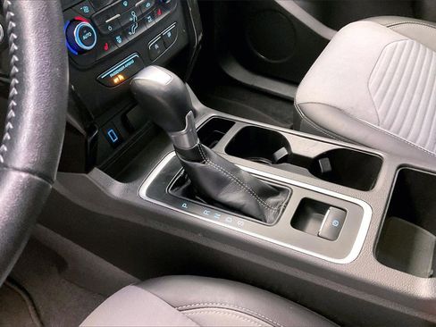 Used 2017 Ford Escape Titanium image 16