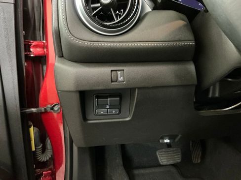 Used 2023 Chevrolet Colorado LT w/ LT Convenience Package II RWD image 18