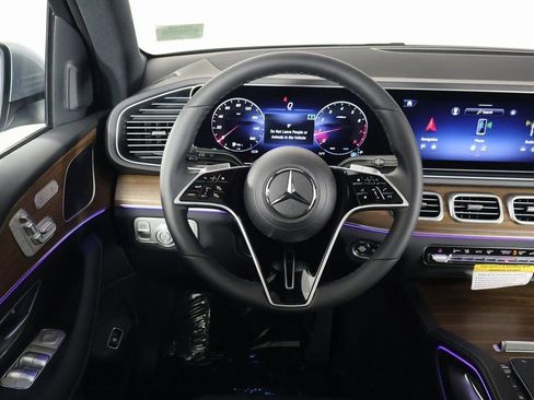 New 2026 Mercedes-Benz GLE 350 4MATIC image 3