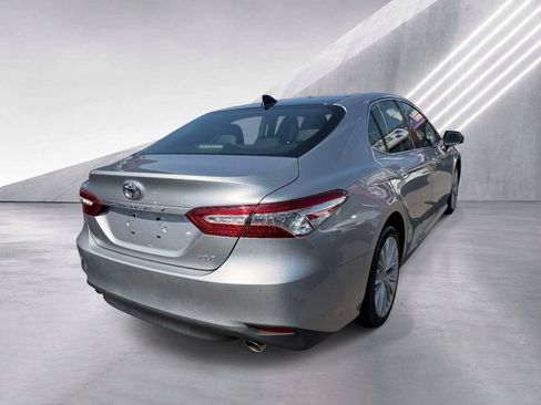 Used 2019 Toyota Camry XLE w/ Driver Assist Package FWD image 7
