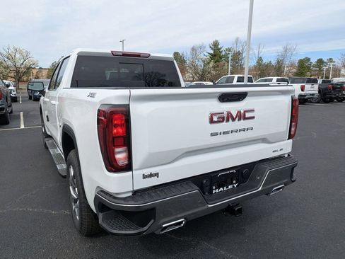 New 2026 GMC Sierra 1500 SLE w/ X31 Off-Road Package image 6