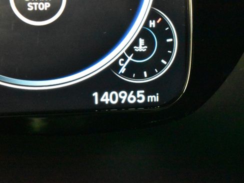 Used 2022 Hyundai Palisade Limited image 18