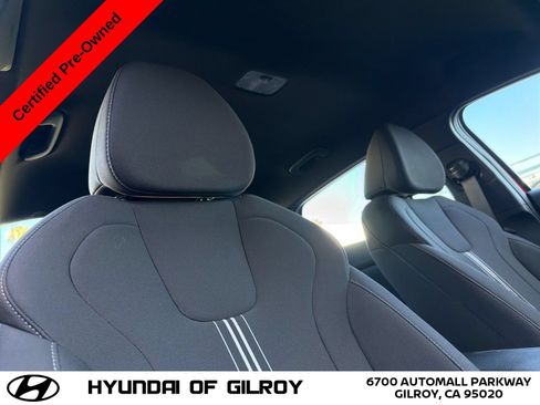 Certified 2025 Hyundai Elantra SEL FWD image 18