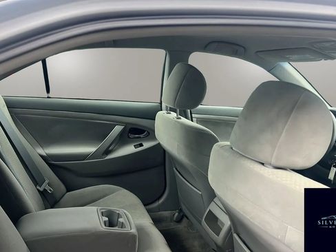Used 2007 Toyota Camry LE image 19