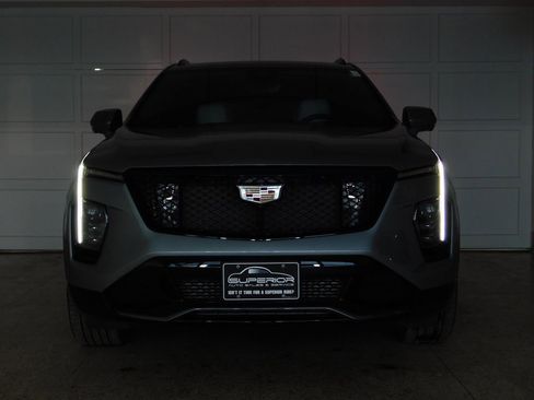 Used 2024 Cadillac XT4 Sport image 16