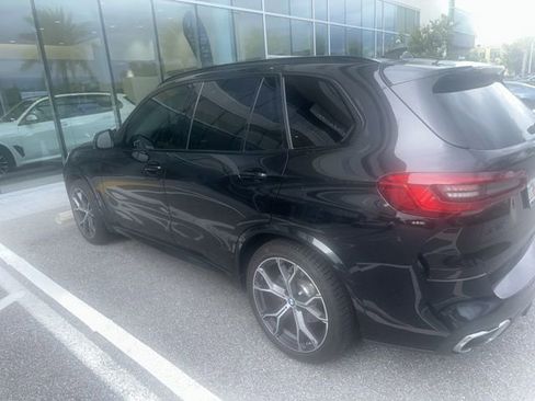 Used 2019 BMW X5 xDrive40i w/ M Sport Package AWD/4WD image 3
