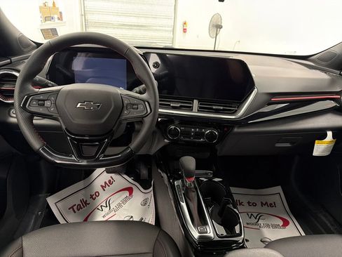 New 2026 Chevrolet Trax RS FWD image 11