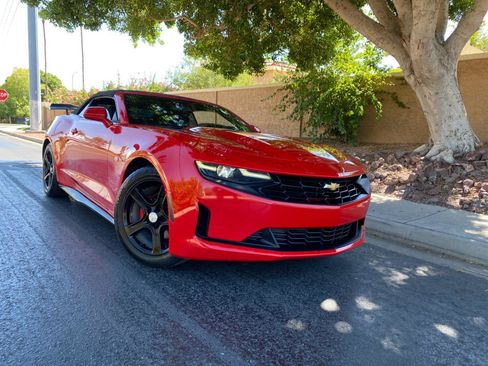 Used 2019 Chevrolet Camaro LT RWD image 2