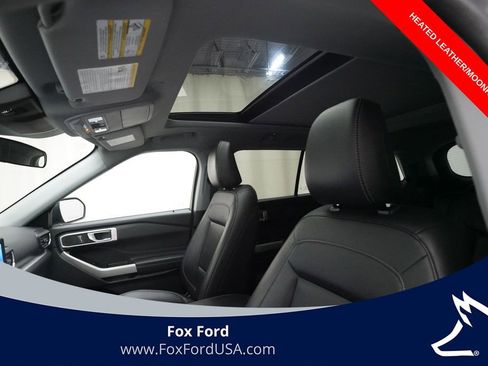Used 2024 Ford Explorer XLT w/ Equipment Group 202A image 32