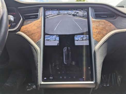 Used 2021 Tesla Model S Long Range Plus image 31